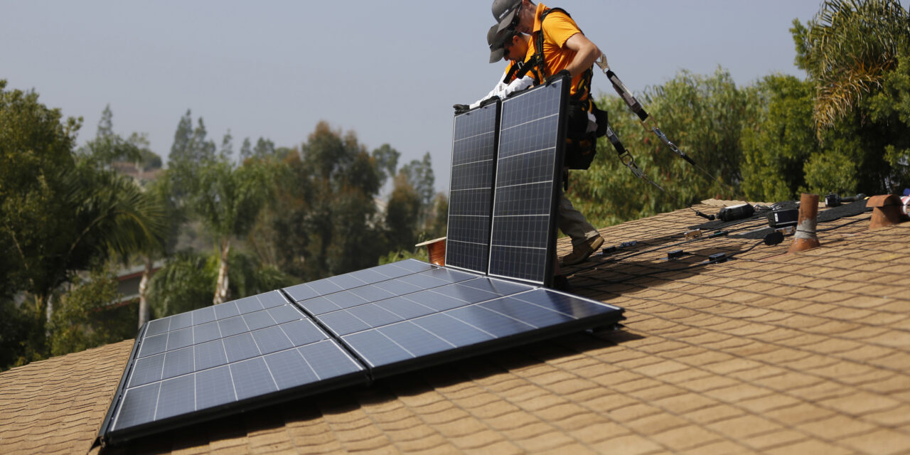 Descubre los paneles solares que instala Iberdrola