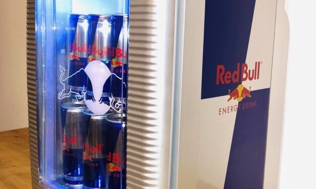 nevera mini  red  bull